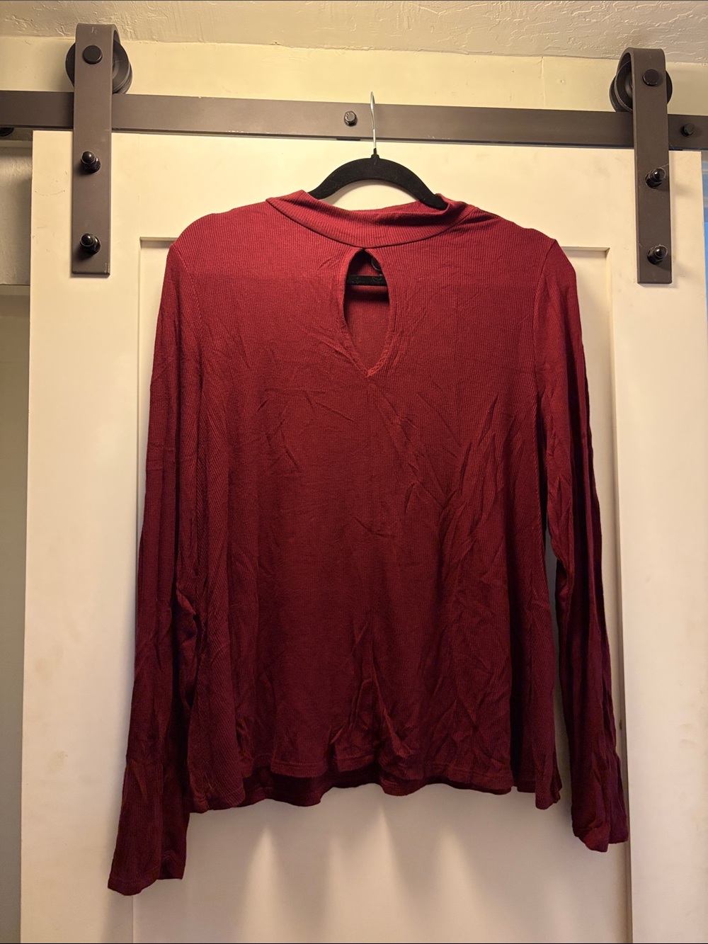 SO Long Sleeve Keyhole Top - Burgundy